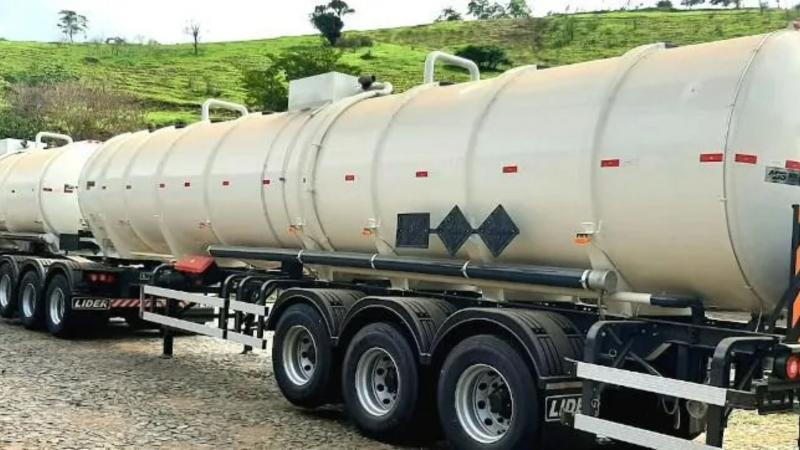 Descubra como o semi reboque tanque revoluciona o transporte de líquidos