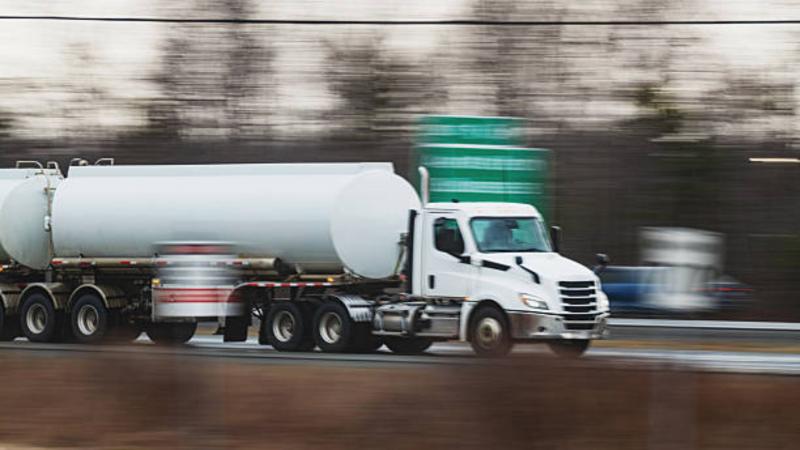 Reboques Tanque: O Guia Definitivo para Transporte Eficiente